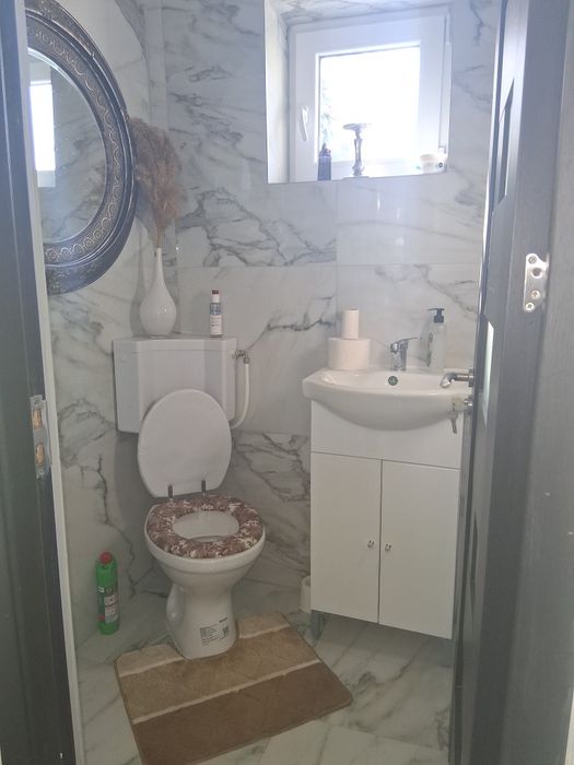 Vând casă în comuna șimișna jud Salaj 60 km de Cluj primul venit primu