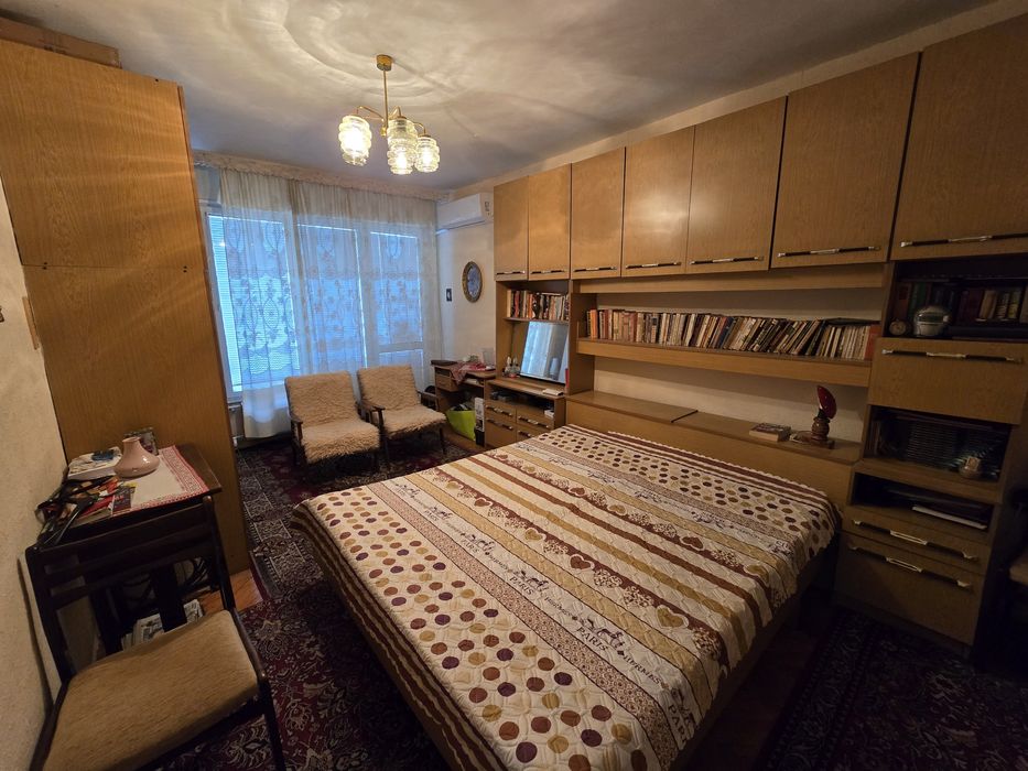 Продава се Тристаен апартамент в Казанлък - 72 кв.м за 815 €/кв.м - Снимка #1