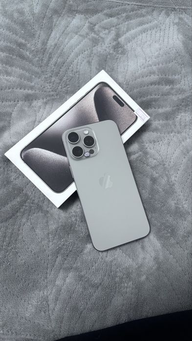 продам айфон 15 pro max