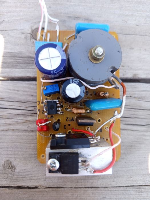 Преобразователь 12 - 19v