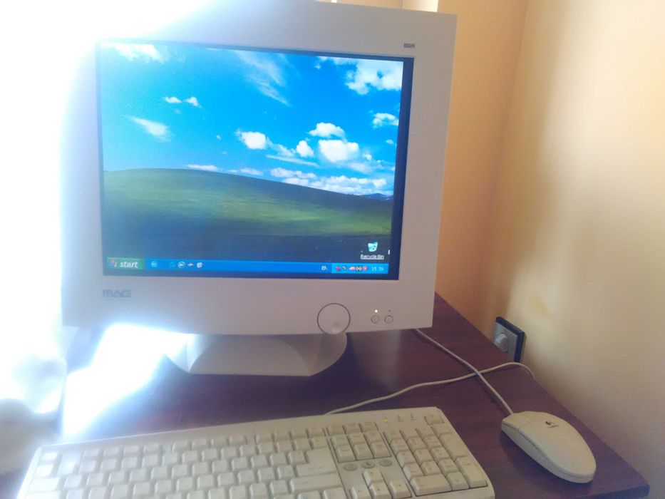 Процесор, DDR SDRAM памет и др. от стар геймърски компютър