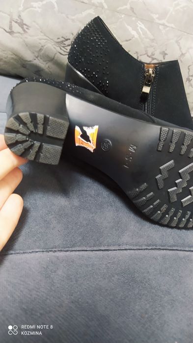 Осенние классические ботинки