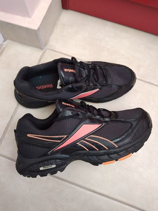 Маратонки Reebok номер 41