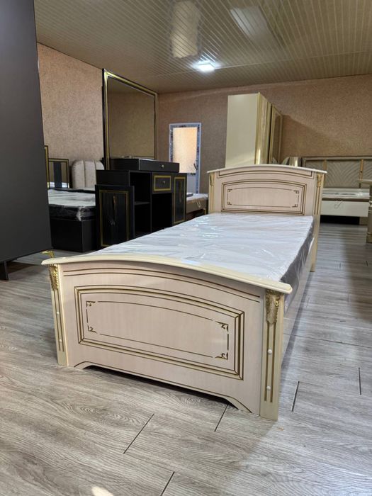 Kravat  bir kishilik ishlab chiqarish