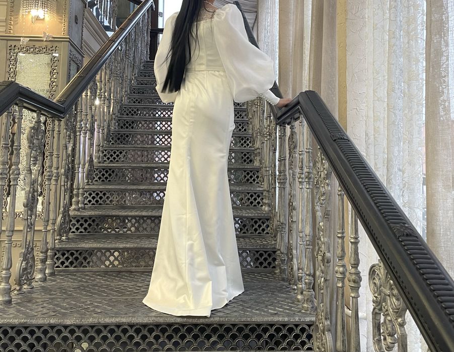 Продам дизайнерское платья