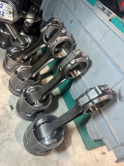 Piston cu biela Citroen Jumper motor 2.2 hdi Peugeot Boxer euro 4 euro 5