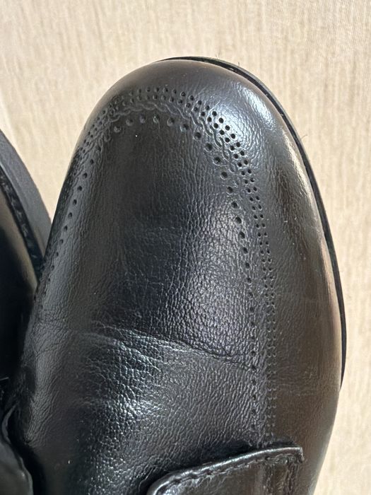 Продам детские туфли