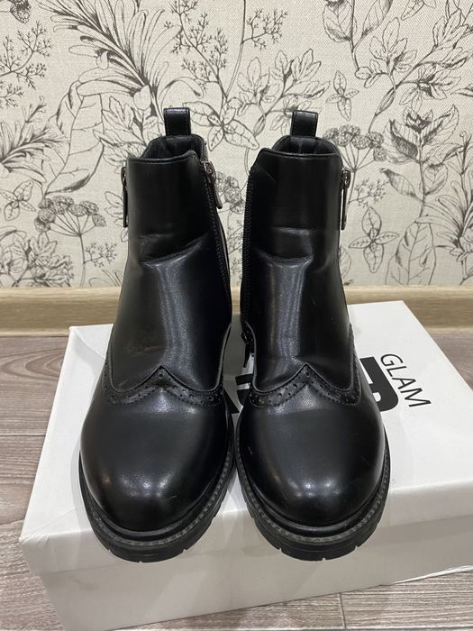 Продам сапоги женские