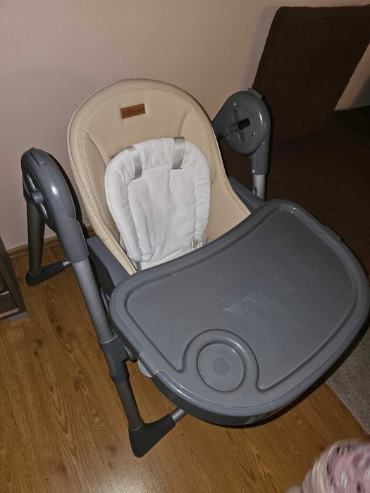 Scaun de masă bebe ONINO – stabil, confortabil, stare excelentă