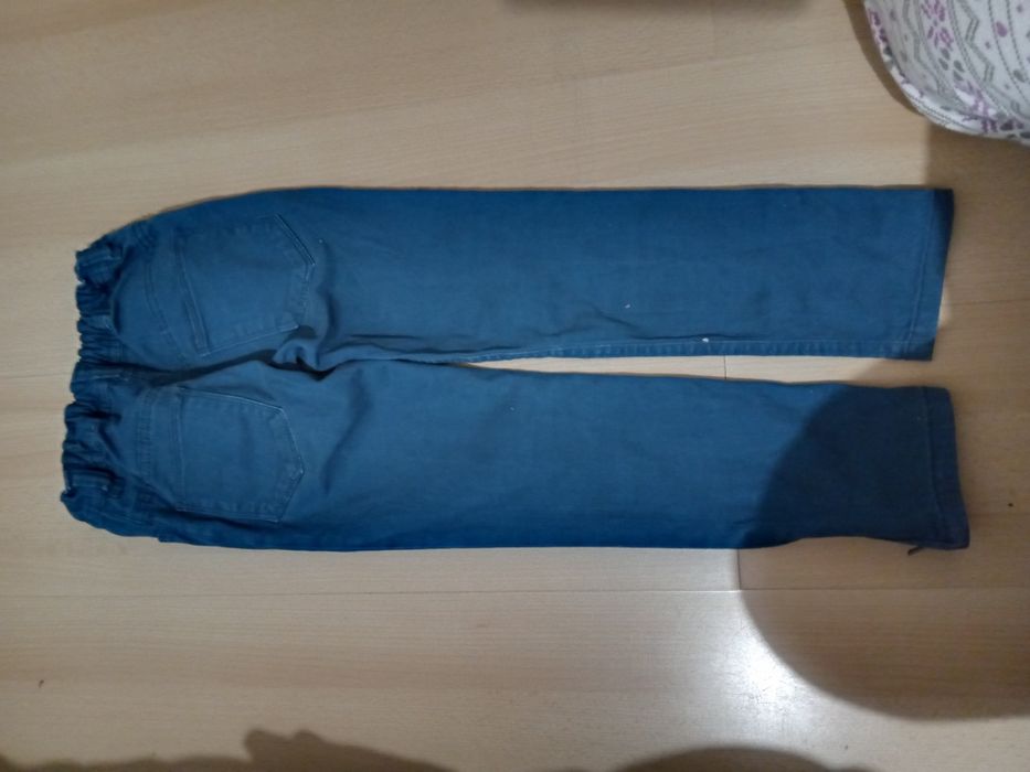 Детски дънки и джинси