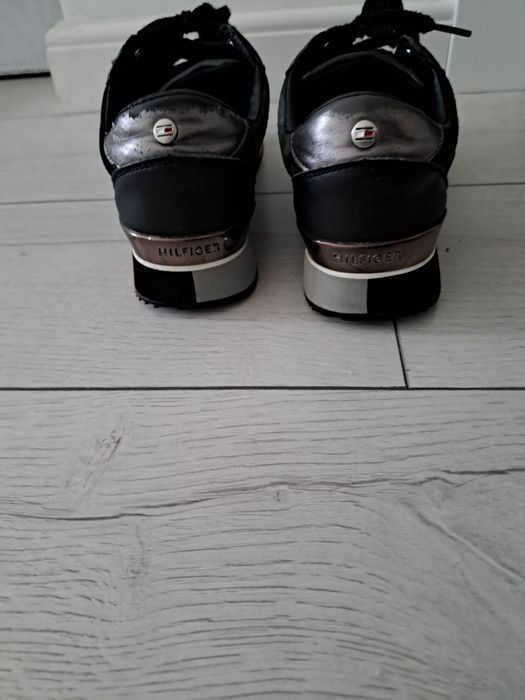 Adidasi piele tommy hilfiger piele marimea 38 24.5 cm