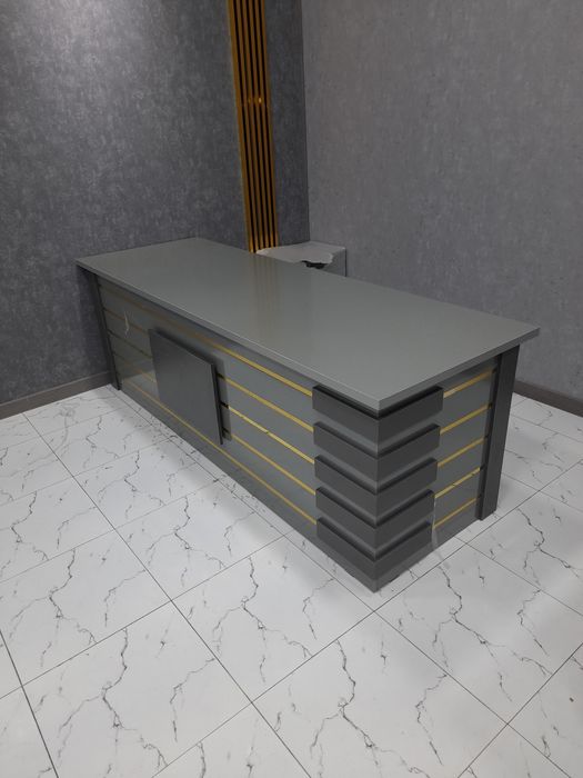 Компьютерный стол, стил лофт.