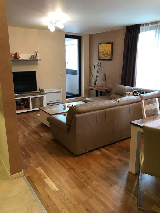 Дава се под наем Двустаен апартамент в София, Дианабад - 82 кв.м за 993.99 € - Снимка #1