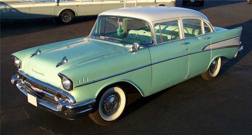 1957 Chevrolet Two-Ten (210) - време е някой да довърши този проект
