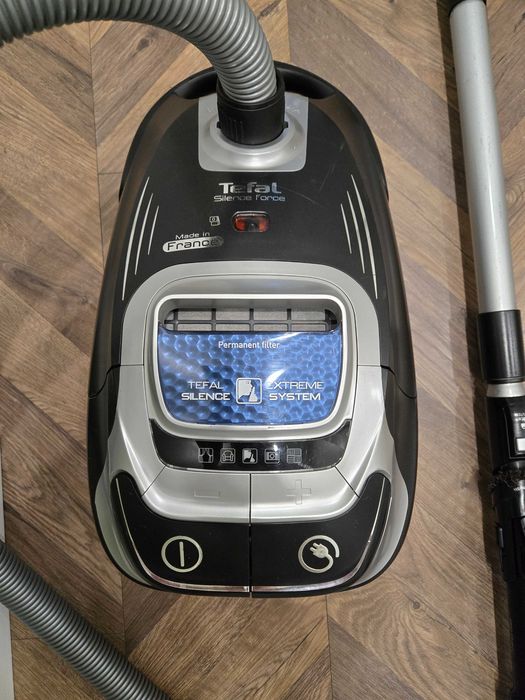 Пылесос Tefal Silence Force. Франция