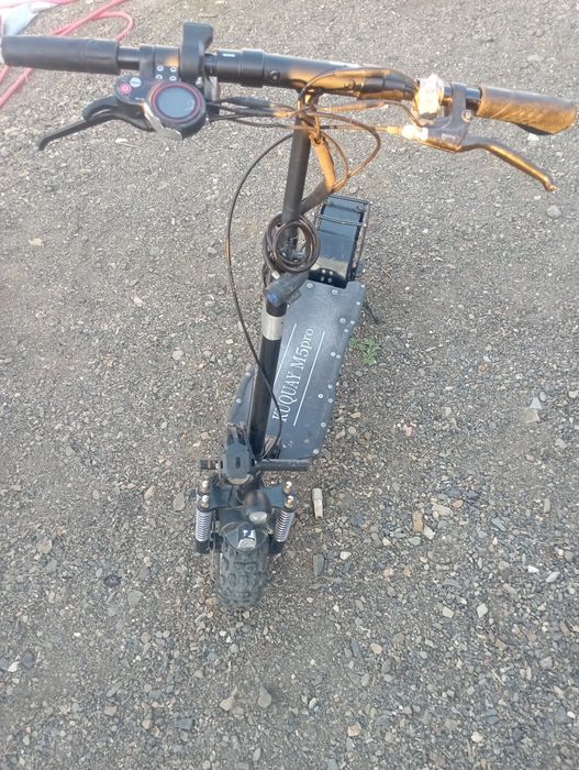 Продам электросамокат куго 5мпро