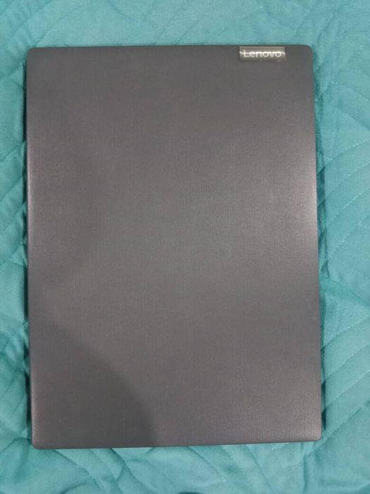 Продам ноутбук Lenovo V-14IGL