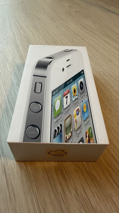Vând cutie iPhone 4S