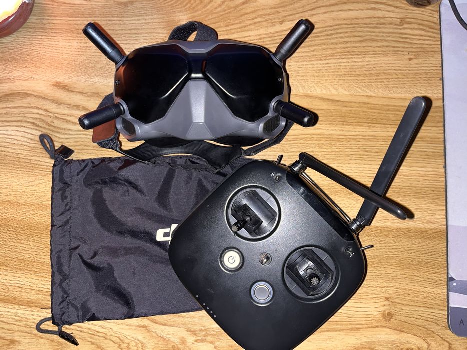 DJI Goggles V2 + DJI RC FPV (prima serie) – în stare excelentă