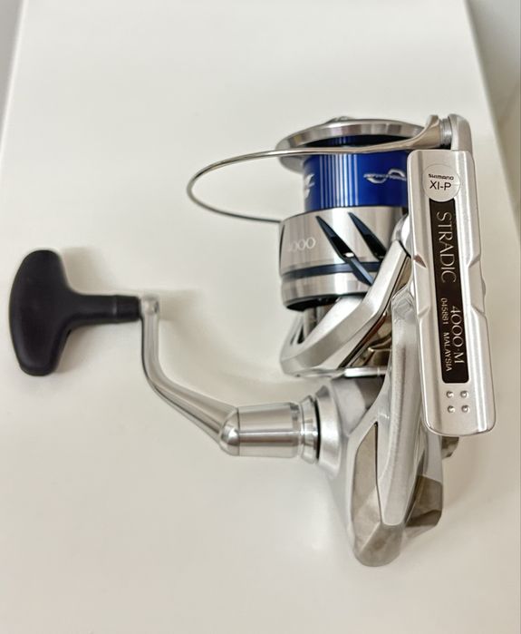 Mulineta(noua) Shimano Stradic FM 4000