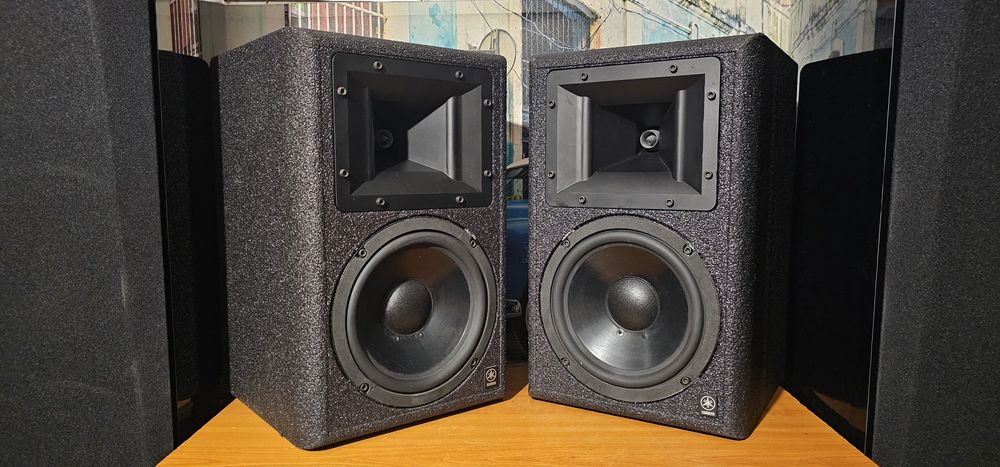 Yamaha AS 108 boxe de raft sau trepied monitoare pasive