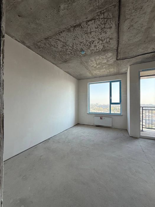 Мирзо-Улугбекский район в отличном ЖК квартира 1 комнатная 2 окна