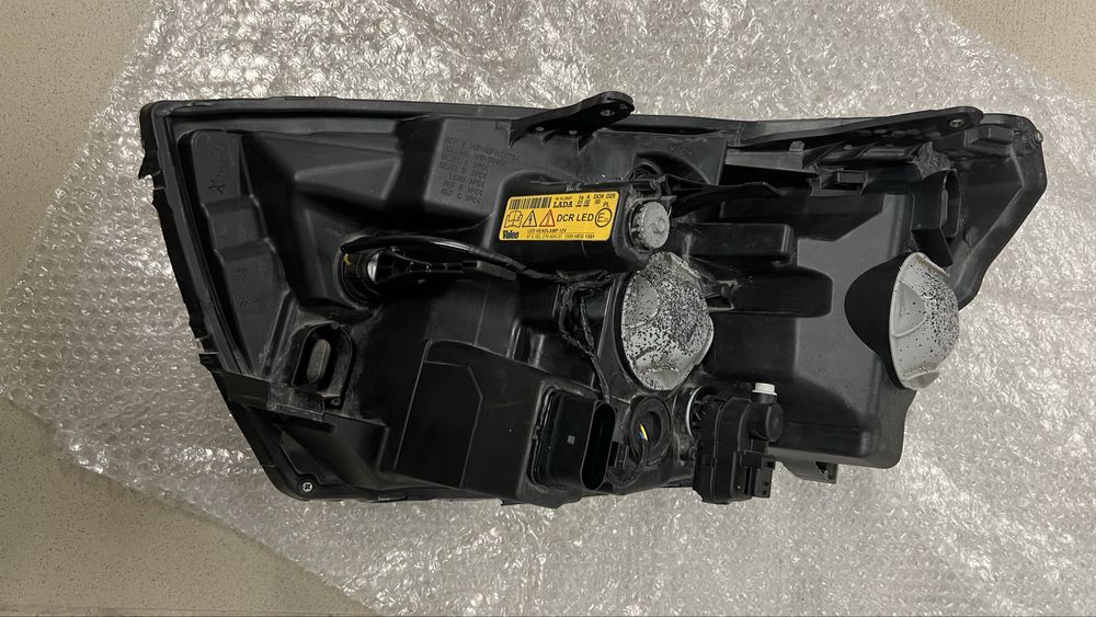 Фара Лада Веста оригинал б/у