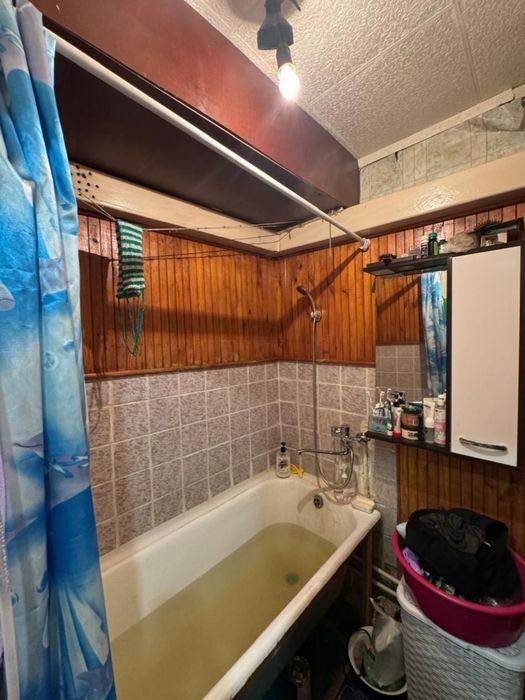 Продам 2 ком квартиру 1/5 19 мик.