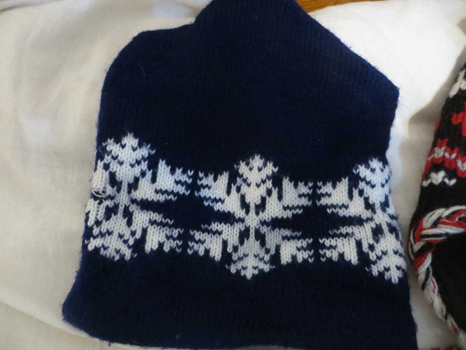 Шапки за ски и спортни дейности