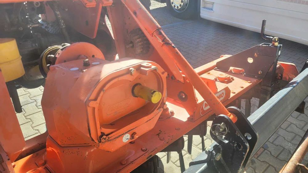 Freza de pamant 3 m Maschio