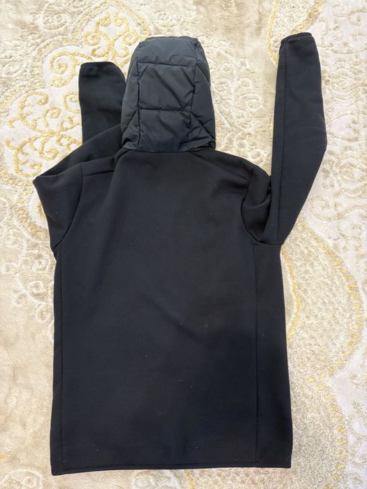 Продам куртку outventure
