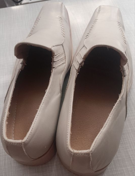Pantofi de piele încălțați doar o data la cununie
