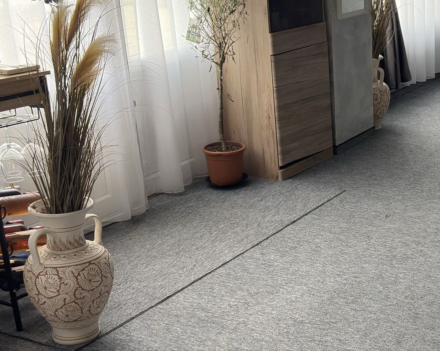 Servicii spalare: mochetă, canapele, spații comerciale, birouri.