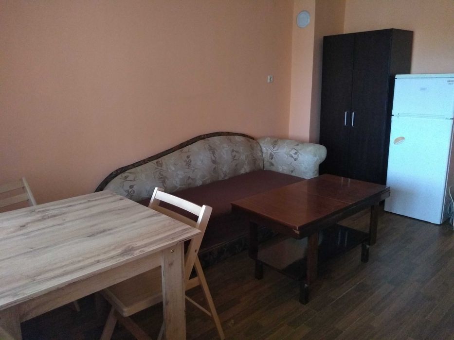 Дава се под наем Двустаен апартамент в Варна, Автогара - 55 кв.м за 331.5 € - Снимка #2