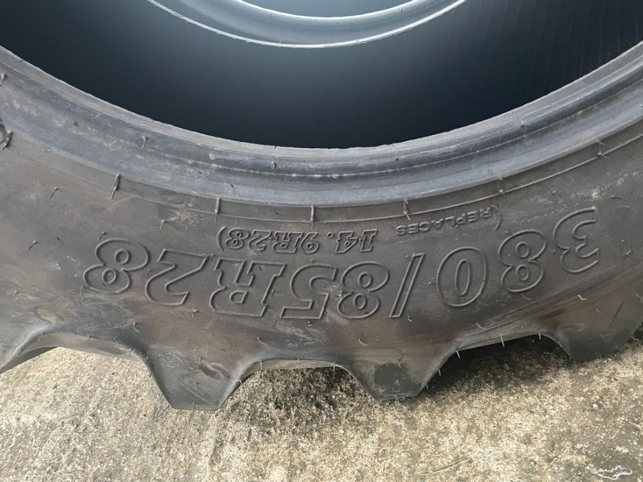 380/85R28 Cauciucuri noi agricole (14.9R28) BKT AGRMIAX anvelope FIAT