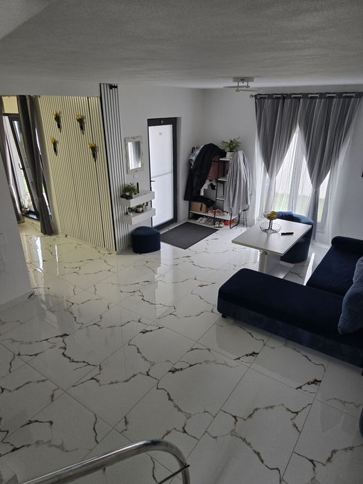 Casa de vanzare p+1 etj