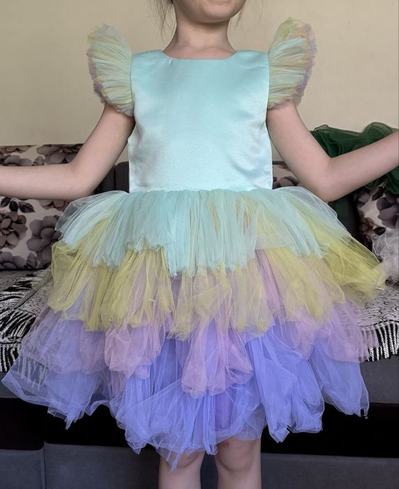 Нарядное детское платье