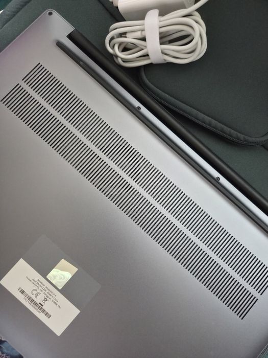 Vand Laptop Huawei Matebook D16