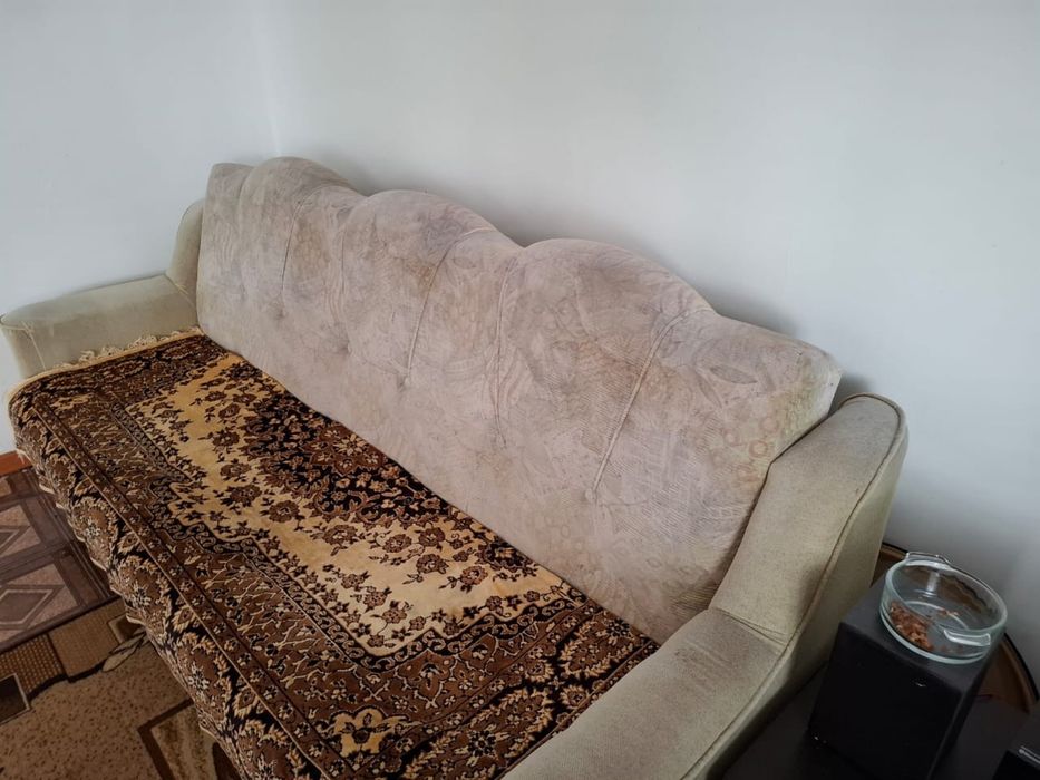 Отдам диван в хрошем состоянии