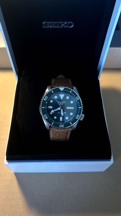 Seiko 5 Sports SRPD61K1 Automatic – Full set – brățară originală + curea piele + cutie