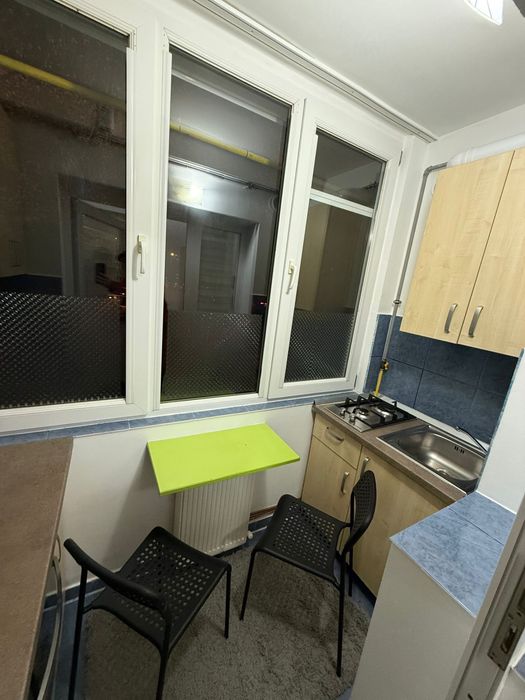 Inchiriez Garsoniera Calea Lipovei