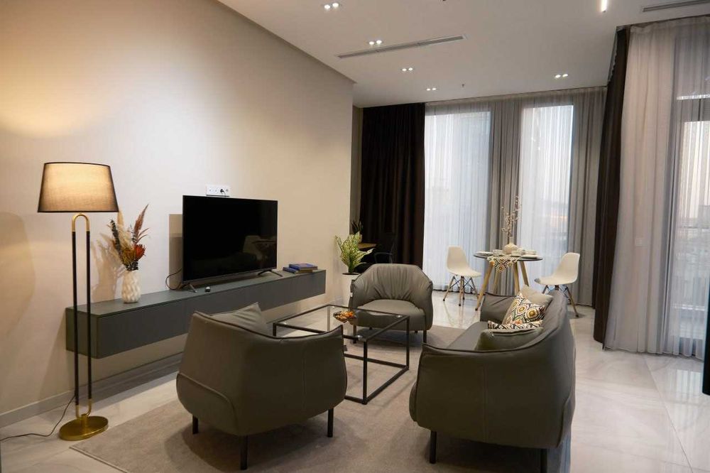 ШИКАРНАЯ квартира 2/7/16   Дружбы Народов