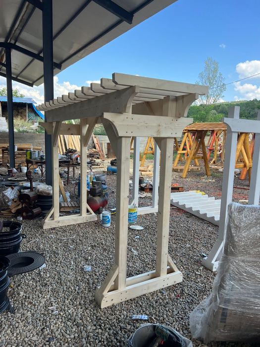 Pergola din lemn masiv