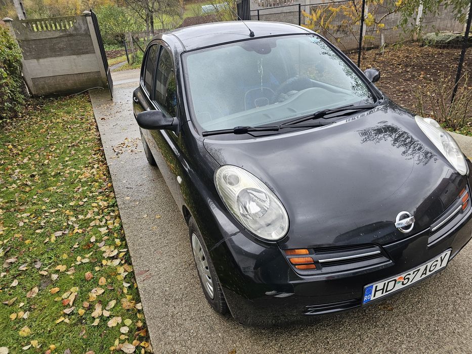 Vând nissan micra