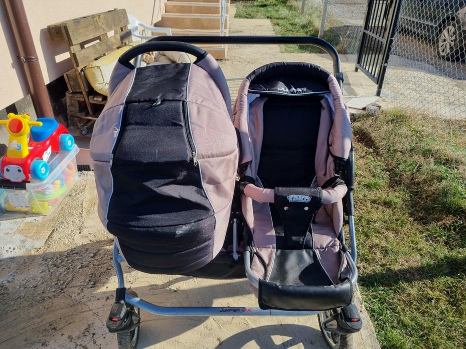 Продавам количка за породени деца