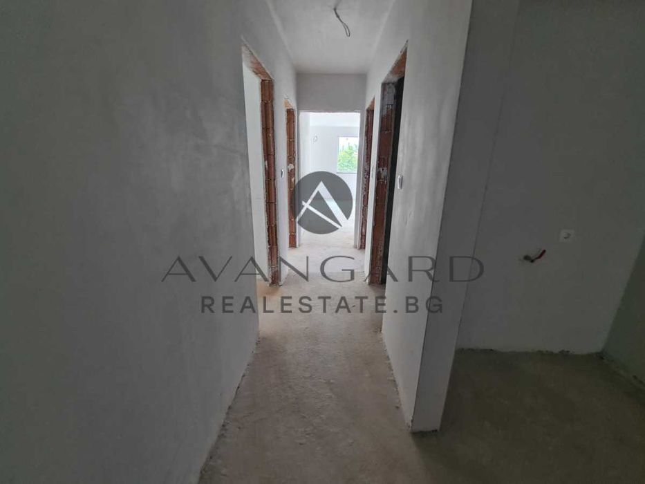 Продава се Тристаен апартамент в Пловдив, Прослав - 101 кв.м за 1250 €/кв.м - Снимка #8