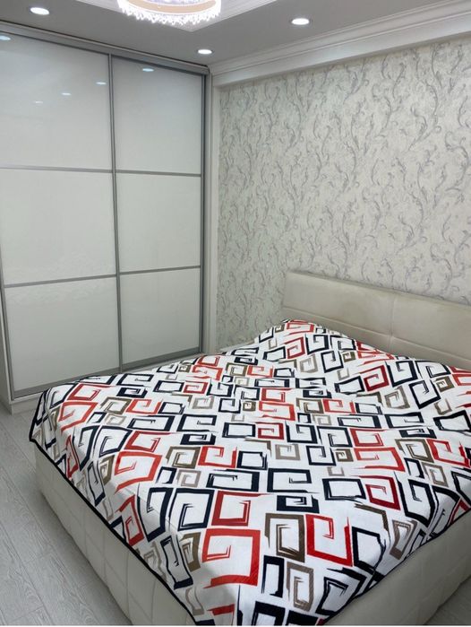 Продается 3-х ком.кв на улице Шота-Руставели с евроремонтом !!