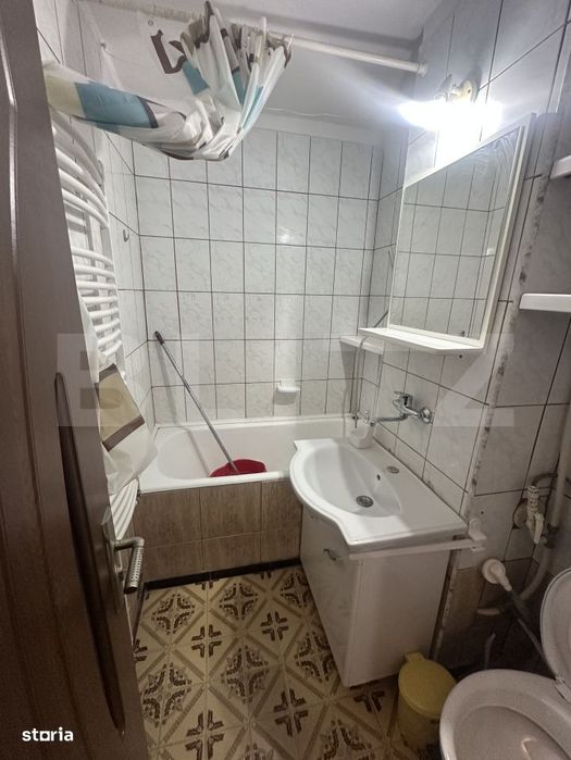 Apartament 2 camere, decomandat, 48 mp, zona Micro 15