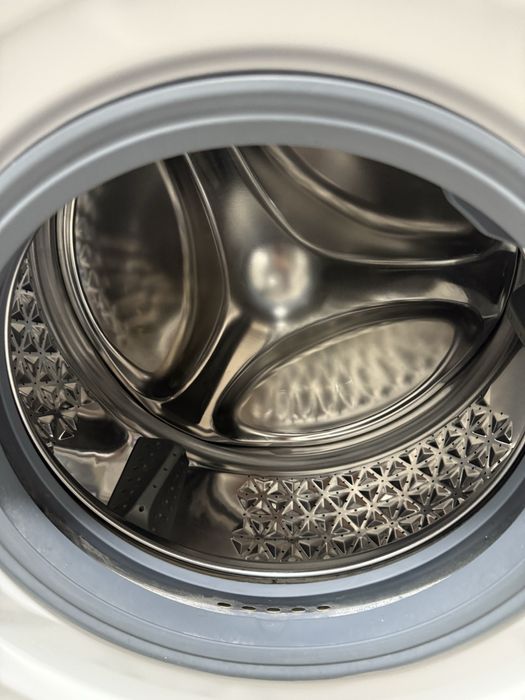 Продается стиральная машина