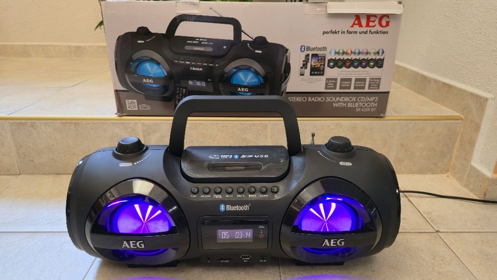 Аудио система AEG SR 4359 BT